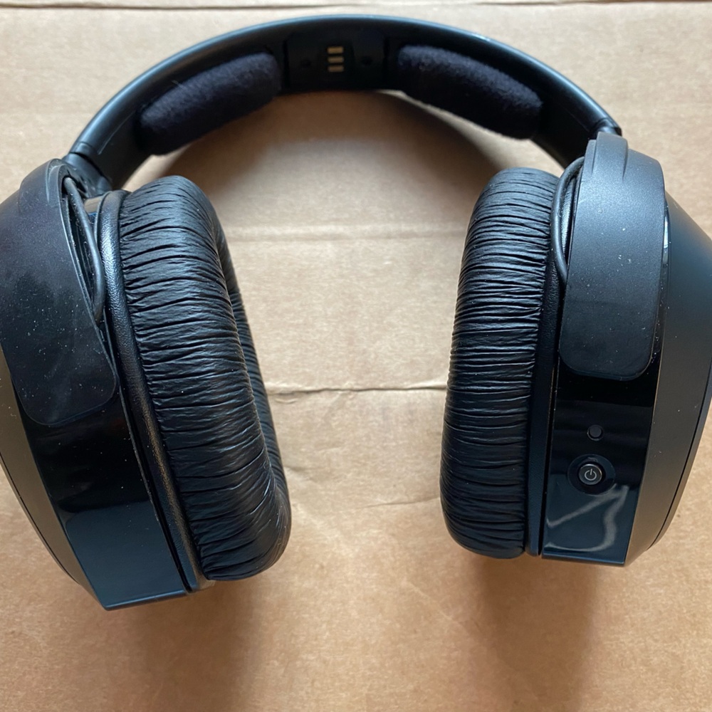 Sennheiser HDR 175 Wireless Headphones - Picture 5 of 10